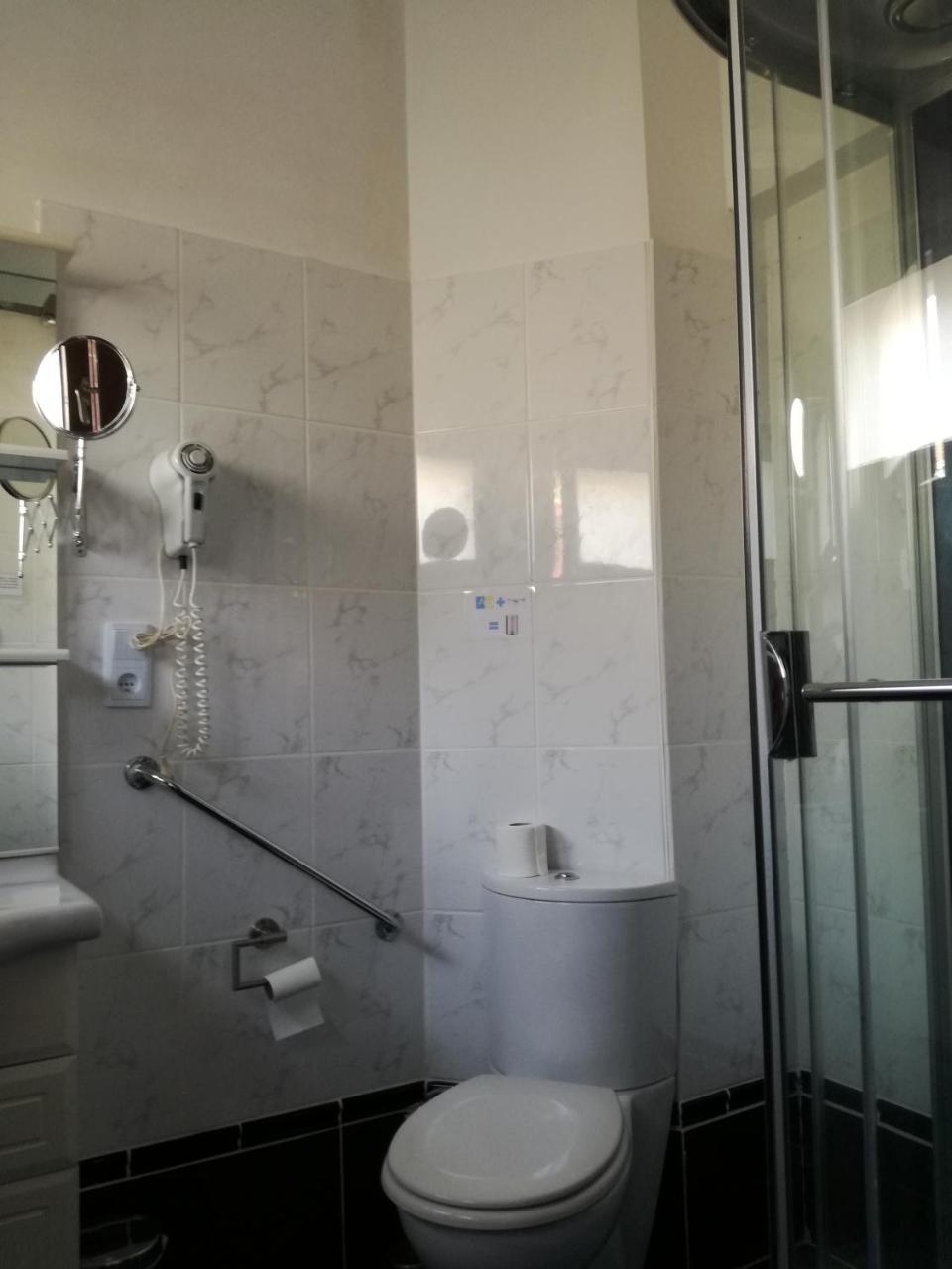 דה האן Villa Les Hirondelles מראה חיצוני תמונה
